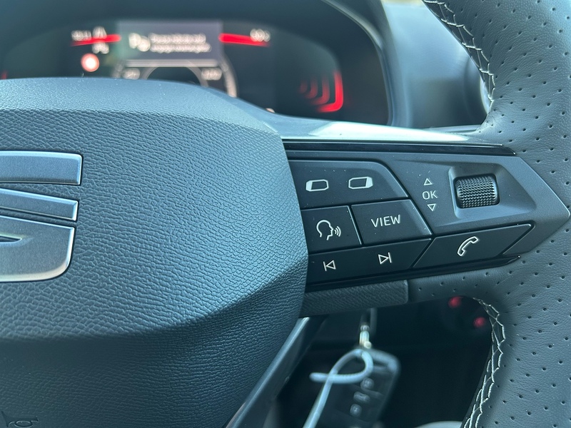 SEAT Tsi Fr Edition Hatchback 1.0 Manual Petrol