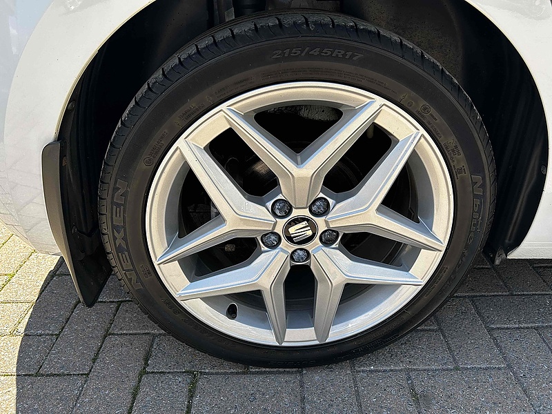 SEAT 1.0 TSI FR Hatchback 5dr Petrol Manual Euro 6 (s/s) (110 ps)