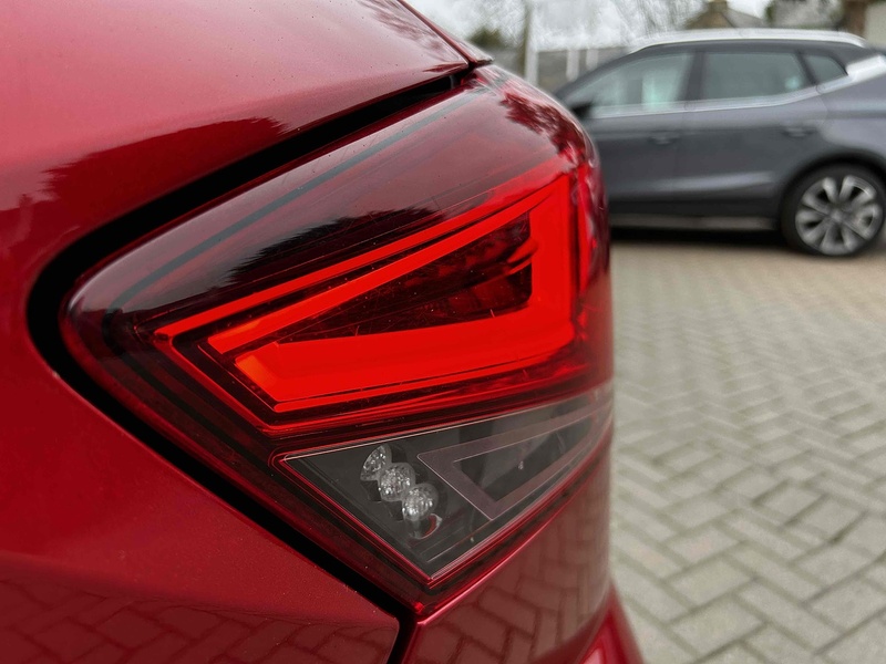 SEAT 1.0 TSI XCELLENCE Hatchback 5dr Petrol Manual Euro 6 (s/s) (95 ps)