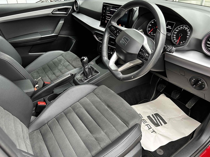 SEAT 1.0 TSI XCELLENCE Hatchback 5dr Petrol Manual Euro 6 (s/s) (95 ps)