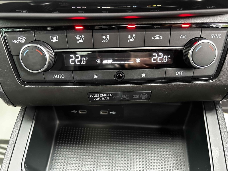 SEAT 1.0 TSI XCELLENCE Hatchback 5dr Petrol Manual Euro 6 (s/s) (95 ps)