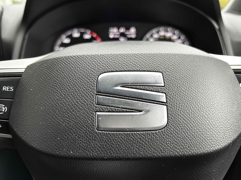 SEAT 1.0 TSI XCELLENCE Hatchback 5dr Petrol Manual Euro 6 (s/s) (95 ps)