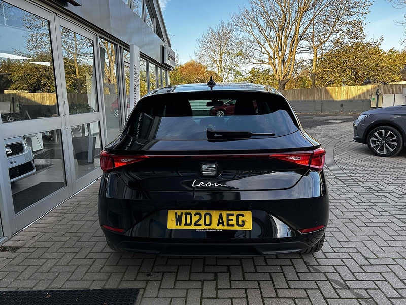 SEAT 1.5 TSI EVO SE Dynamic Hatchback 5dr Petrol Manual Euro 6 (s/s) (130 ps)