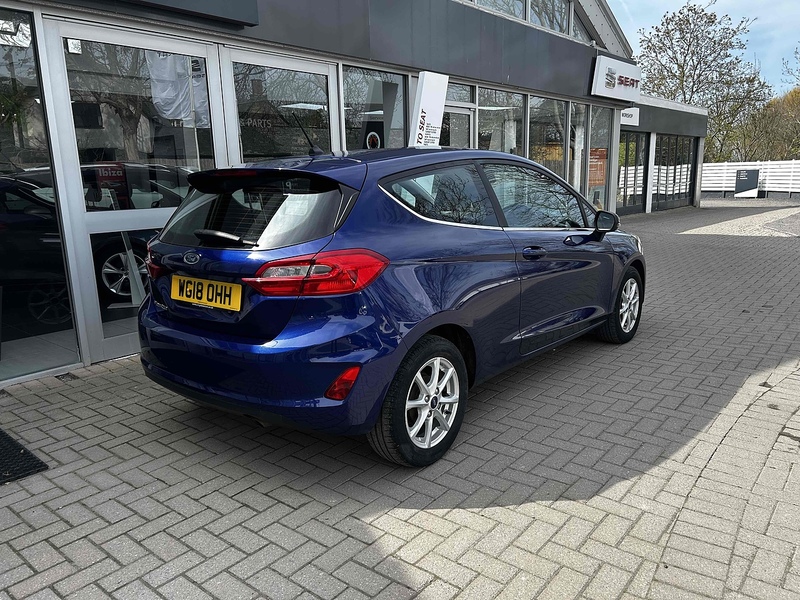 Ford Ti-VCT Zetec Hatchback 1.1 Manual Petrol