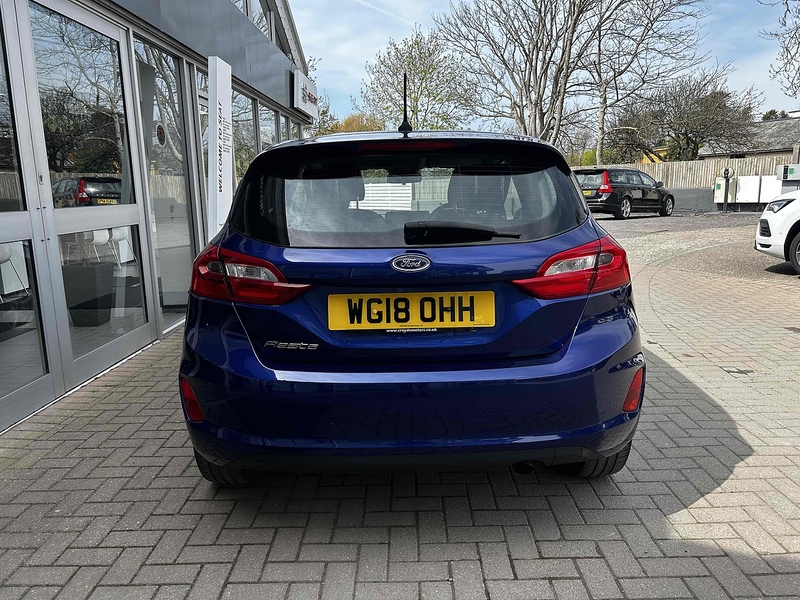 Ford Ti-VCT Zetec Hatchback 1.1 Manual Petrol