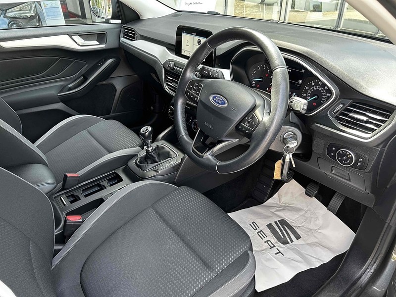 Ford T EcoBoost Zetec Hatchback 1.0 Manual Petrol