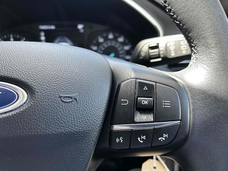 Ford T EcoBoost Zetec Hatchback 1.0 Manual Petrol