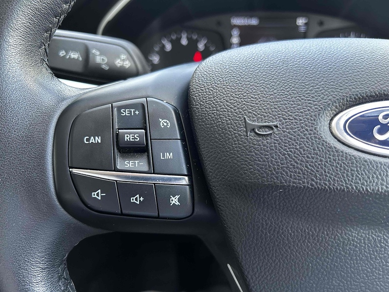 Ford T EcoBoost Zetec Hatchback 1.0 Manual Petrol