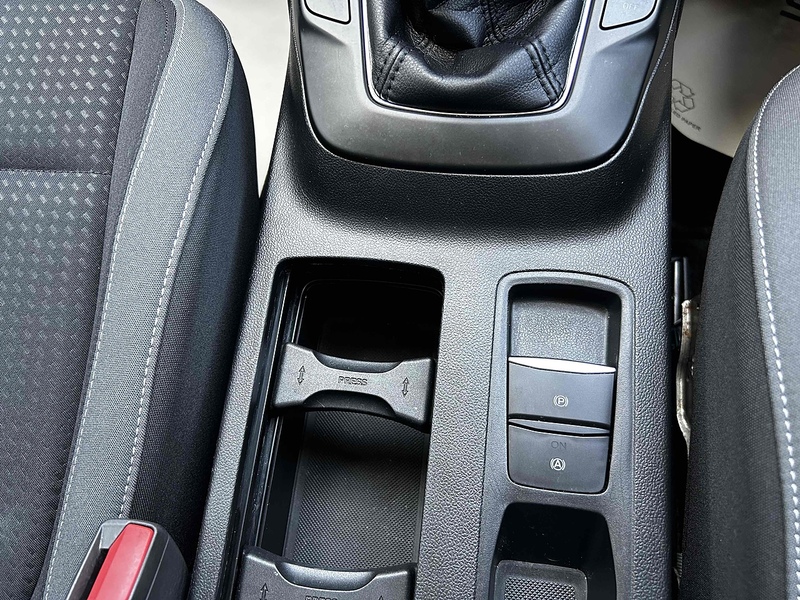 Ford T EcoBoost Zetec Hatchback 1.0 Manual Petrol