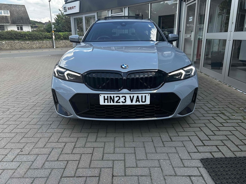 BMW 2.0 320i M Sport Touring 5dr Petrol Auto Euro 6 (s/s) (184 ps)