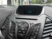 Ford EcoSport T EcoBoost Titanium