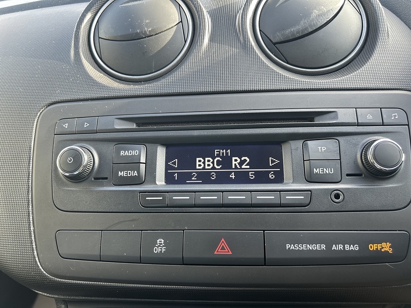 SEAT 1.6 TDI CR FR Hatchback 5dr Diesel Manual Euro 5 (105 ps)