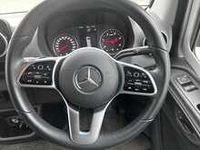 Mercedes-Benz Grand Canyon S Camper (plate not inc)