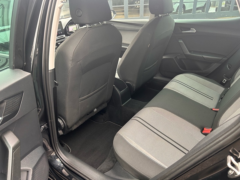 SEAT 1.5 TSI EVO SE Dynamic Hatchback 5dr Petrol Manual Euro 6 (s/s) (130 ps)