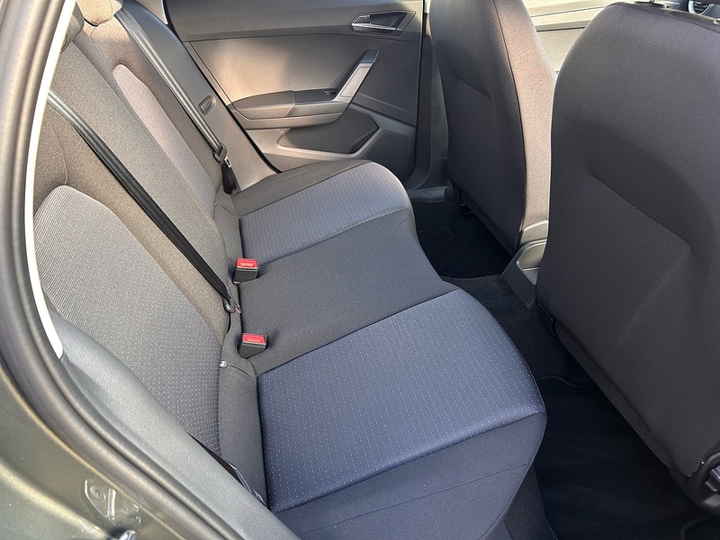 SEAT 1.0 TSI EVO SE Technology SUV 5dr Petrol Manual Euro 6 (s/s) (95 ps)