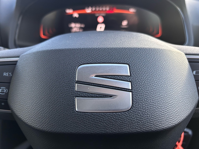 SEAT 1.0 TSI EVO SE Technology SUV 5dr Petrol Manual Euro 6 (s/s) (95 ps)