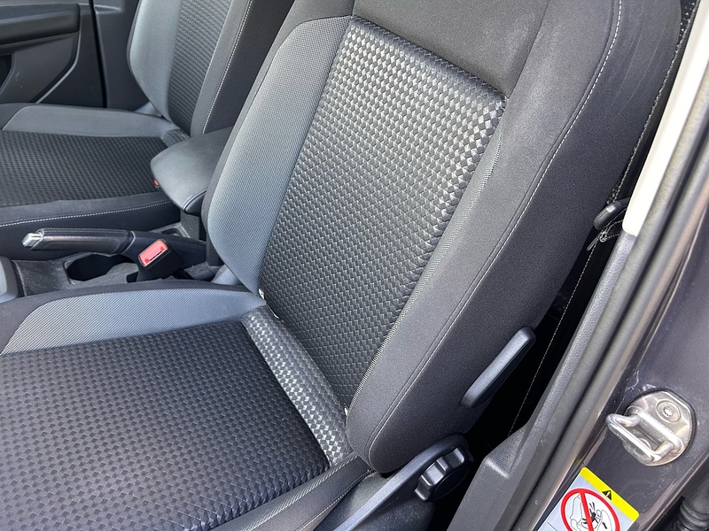 Volkswagen 1.0 TSI Active SUV 5dr Petrol Manual Euro 6 (s/s) (110 ps)