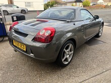 Toyota MR2 VVT-i Roadster - Thumb 2