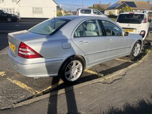 Mercedes-Benz C Class C230 Elegance SE - Thumb 1
