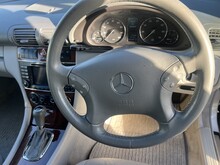 Mercedes-Benz C Class C230 Elegance SE - Thumb 7