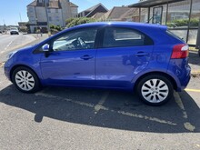 Kia Rio 2 Petrol Automatic - Thumb 6