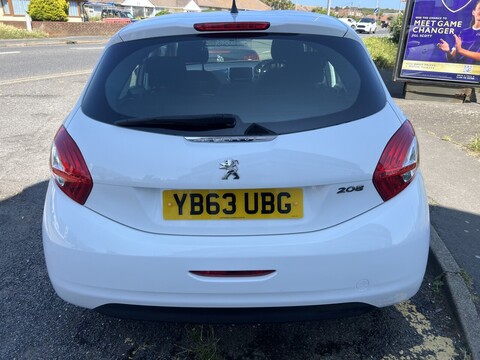 1.2 VTi Active Hatchback 5dr Petrol Manual Euro 5 (82 ps)