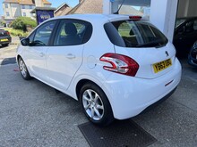 Peugeot 208 VTi Active - Thumb 6