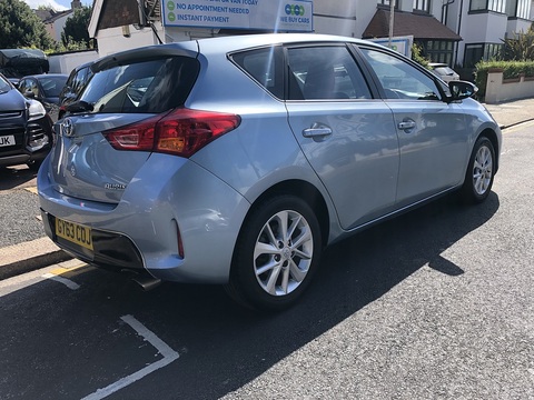 1.6 V-Matic Icon Hatchback 5dr Petrol Manual Euro 5 (132 ps)