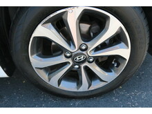 Hyundai i10 Play - Thumb 11