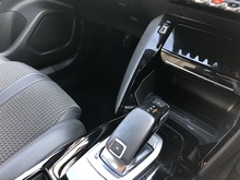 Peugeot 2008 PureTech GT Line - Thumb 11