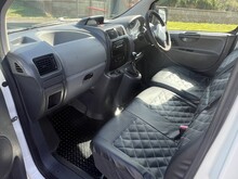 Peugeot Expert HDi - Thumb 13