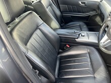 Mercedes-Benz E Class E250 CDI SE - Thumb 6