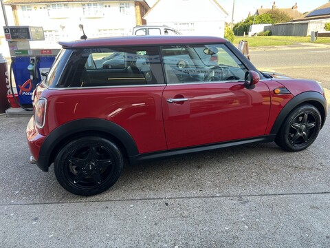 1.6 Cooper Hatchback 3dr Petrol Manual Euro 4 (120 ps)