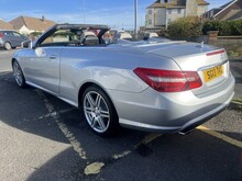 Mercedes-Benz E Class E220 CDI BlueEfficiency Sport - Thumb 2