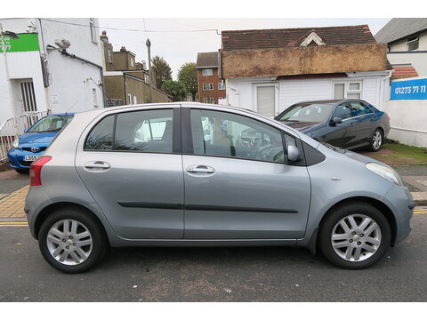 1.3 VVT-i TR Hatchback 5dr Petrol Manual (141 g/km, 85 bhp)