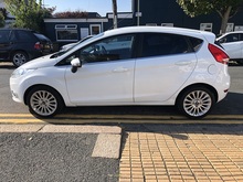 Ford Fiesta Titanium - Thumb 5