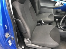 Toyota AYGO VVT-i Blue - Thumb 9