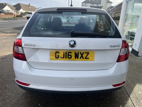 1.2 TSI SE Tech Hatchback 5dr Petrol Manual Euro 6 (s/s) (110 ps)