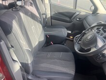 Renault Scenic VVT Dynamique - Thumb 6