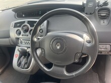 Renault Scenic VVT Dynamique - Thumb 7