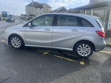 Mercedes-Benz B Class B180 SE - Thumb 4