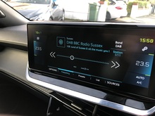 Peugeot E-2008 GT - Thumb 14