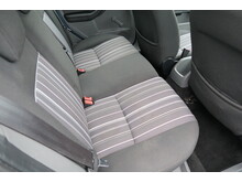 Ford Focus Style - Thumb 9