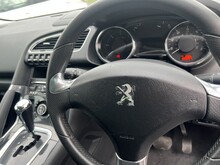 Peugeot 3008 BlueHDi Allure - Thumb 9