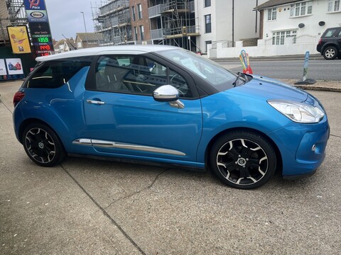 1.6 e-HDi Airdream DSport Plus Hatchback 3dr Diesel Manual Euro 5 (s/s) (110 ps)