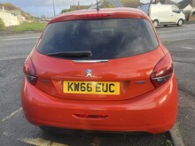 Peugeot 208 PureTech Allure - Thumb 3