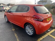 Peugeot 208 PureTech Allure - Thumb 4
