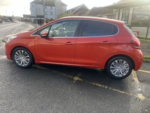 Peugeot 208 PureTech Allure - Thumb 5