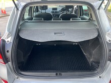 Renault Clio VVT Dynamique TomTom Automatic - Thumb 9