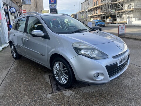 Renault Clio VVT Dynamique TomTom Automatic
